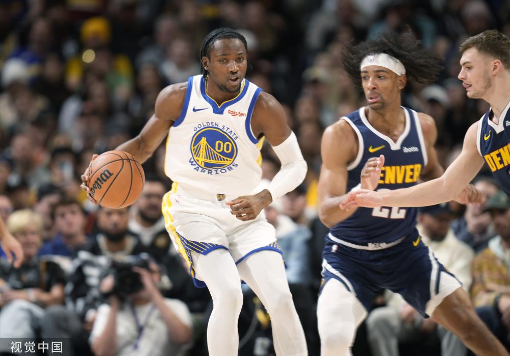 其中包括两 其中包括两