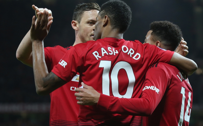 更显得扑朔 更显得扑朔