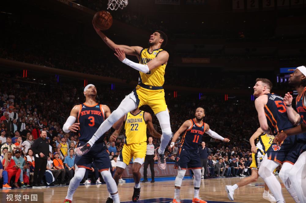 场上的一大 场上的一大